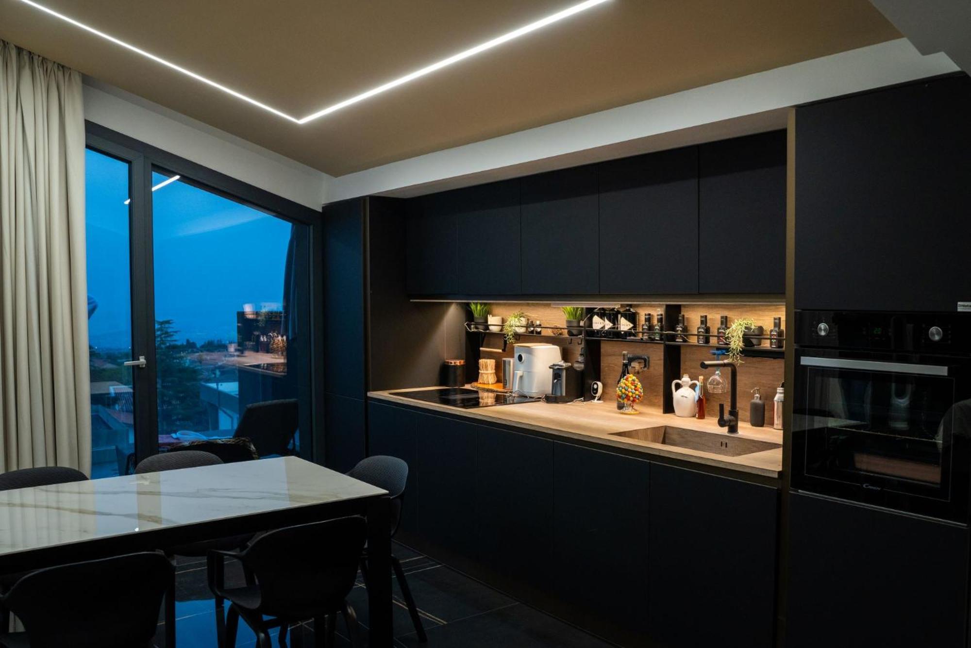 Mon Luxury Rooms Spa Nicolosi Exteriör bild