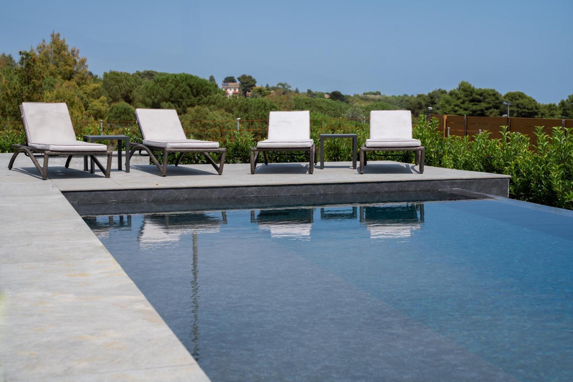 Mon Luxury Rooms Spa Nicolosi Exteriör bild
